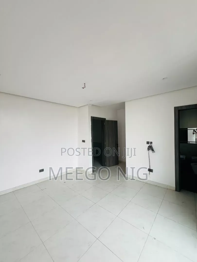Mini Flat in Lekki Phase 1 Lagos for rent in Lekki Phase 1