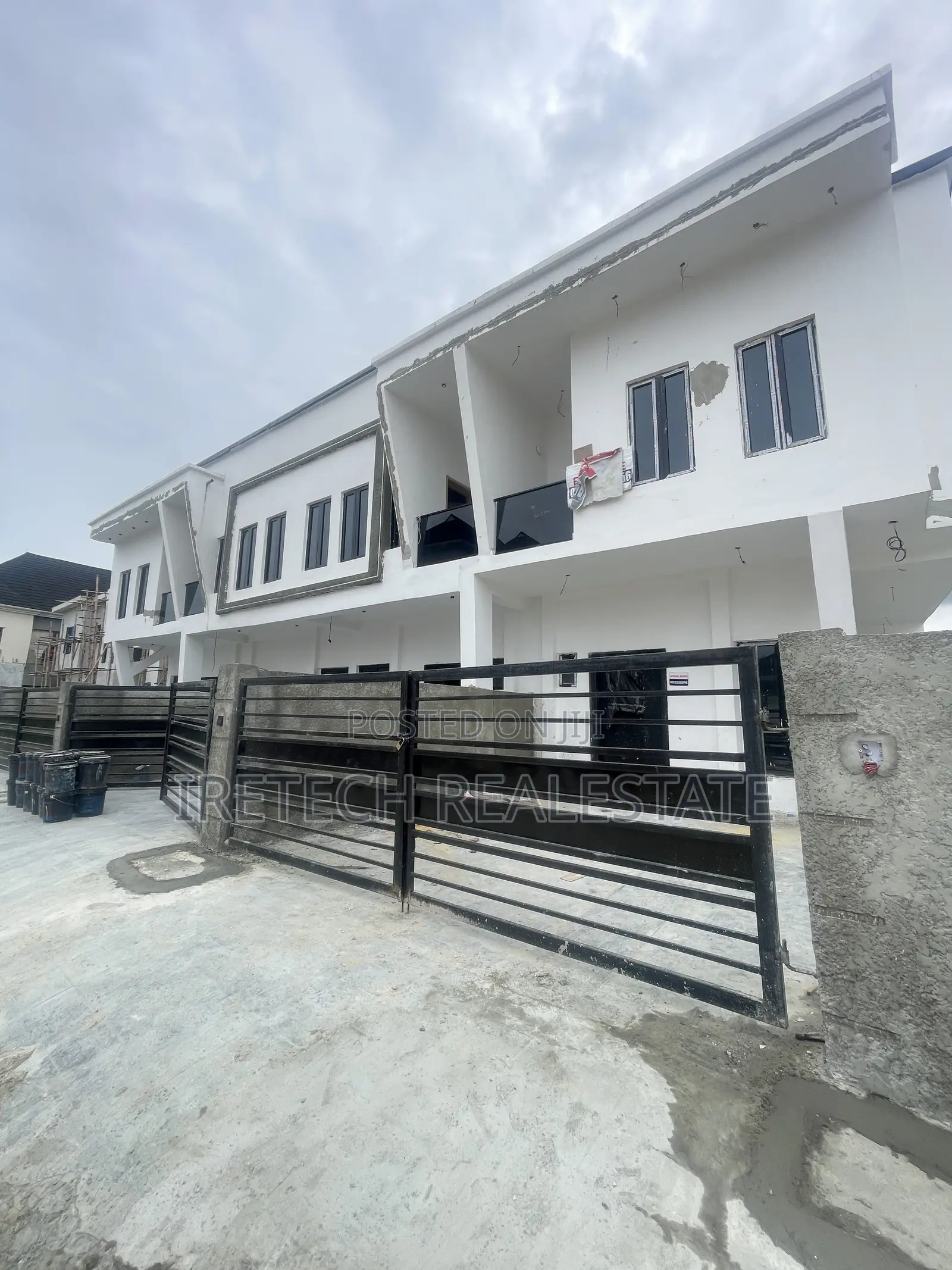 2bdrm Townhouse/Terrace in Sangotedo for Sale in Sangotedo