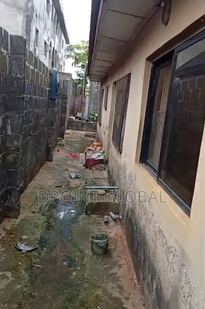 3bdrm Bungalow in Mercyland, Baruwa for sale in Baruwa