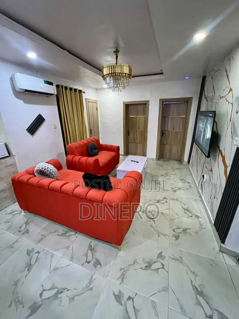 Dinero Crystal - 2 Bedroom Apartment in Ogunlana