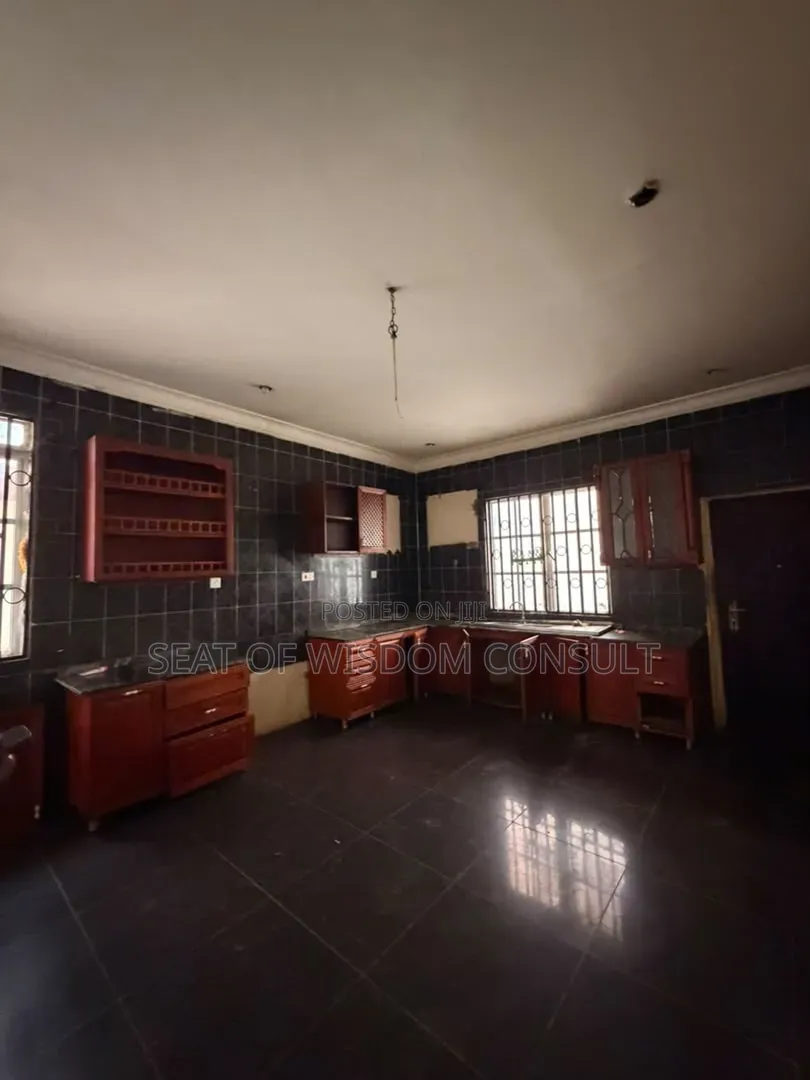 Detached 5 Bedroom Bungalow for Commercial in Rind Road