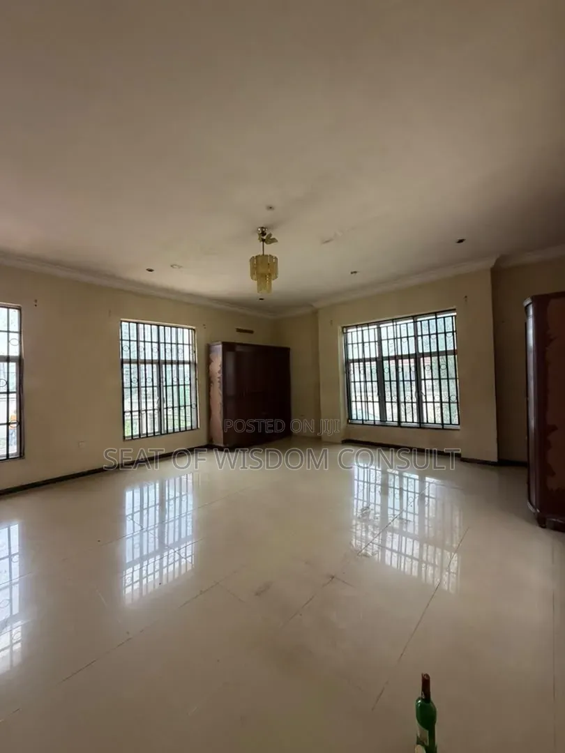 Detached 5 Bedroom Bungalow for Commercial in Rind Road