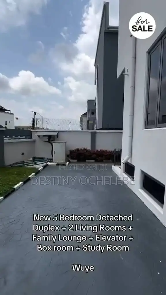 5bdrm Duplex in Wuye for sale in Wuye