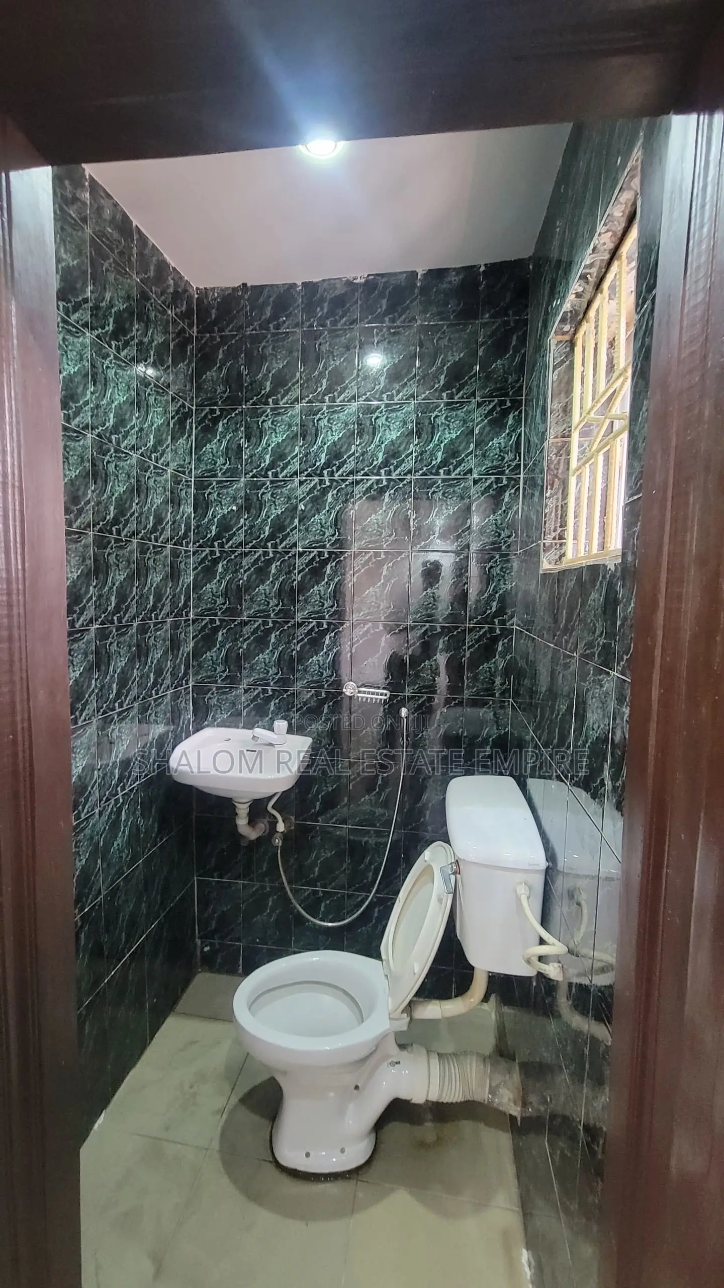 3bdrm Apartment in Magodo Phase 1 Lagos for rent in GRA Phase 1