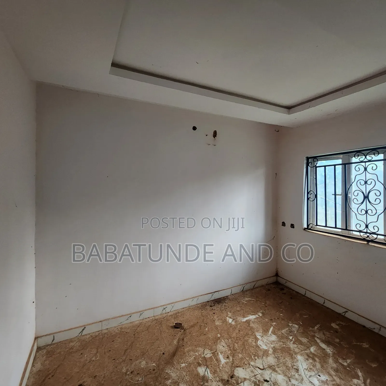3bdrm Block of Flats in Apata for sale in Apata