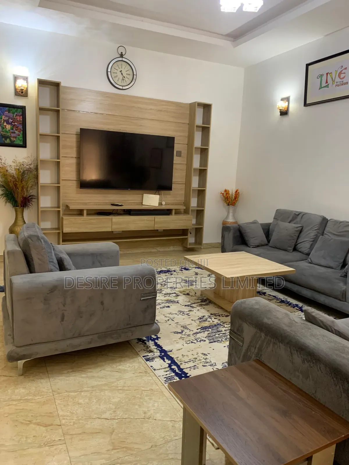 Furnished 3bdrm Townhouse / Terrace in Paradise Estate, Life Camp in Life Camp