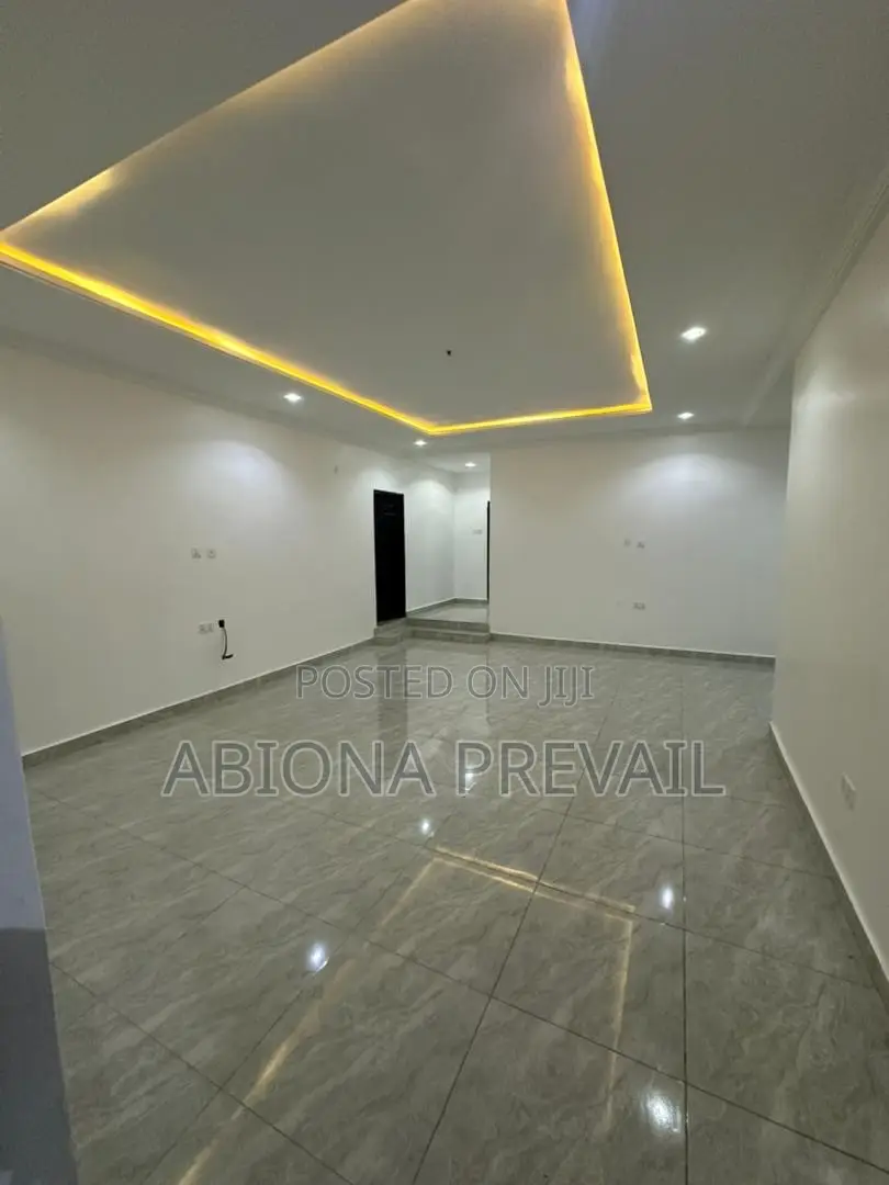 10-Unit Apartment Building in Lokogoma