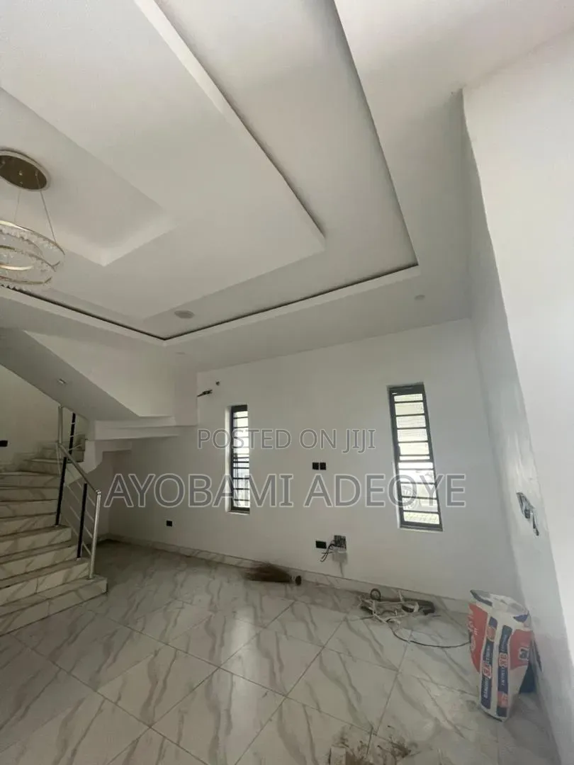 4bdrm Duplex in Orchid, Chevron for sale in Chevron
