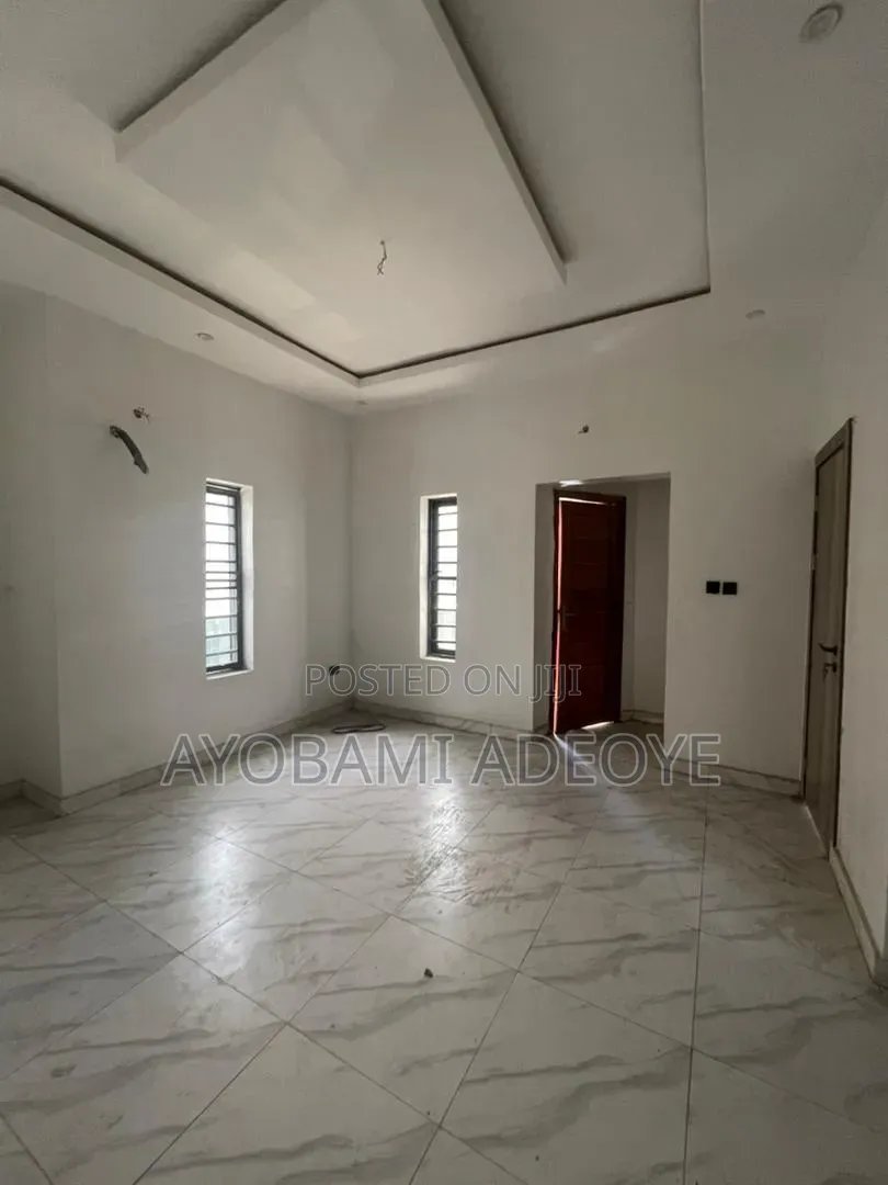 4bdrm Duplex in Orchid, Chevron for sale in Chevron