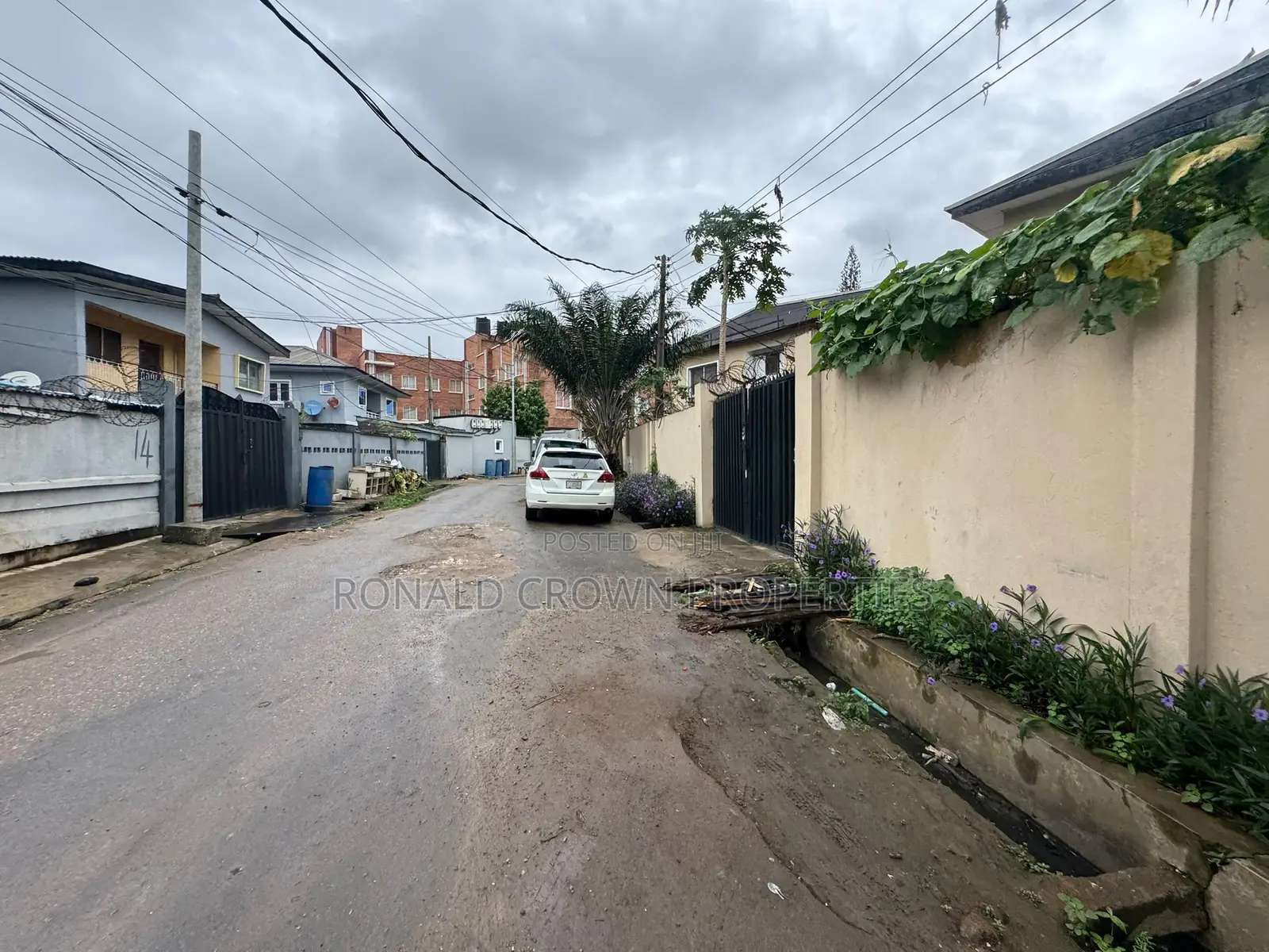 2bdrm Apartment in Bye Pass Ilupeju for sale in Bye Pass Ilupeju