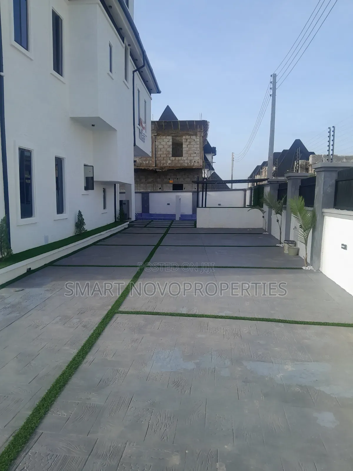 5bdrm Duplex in Emerald, Galadimawa for sale in Galadimawa