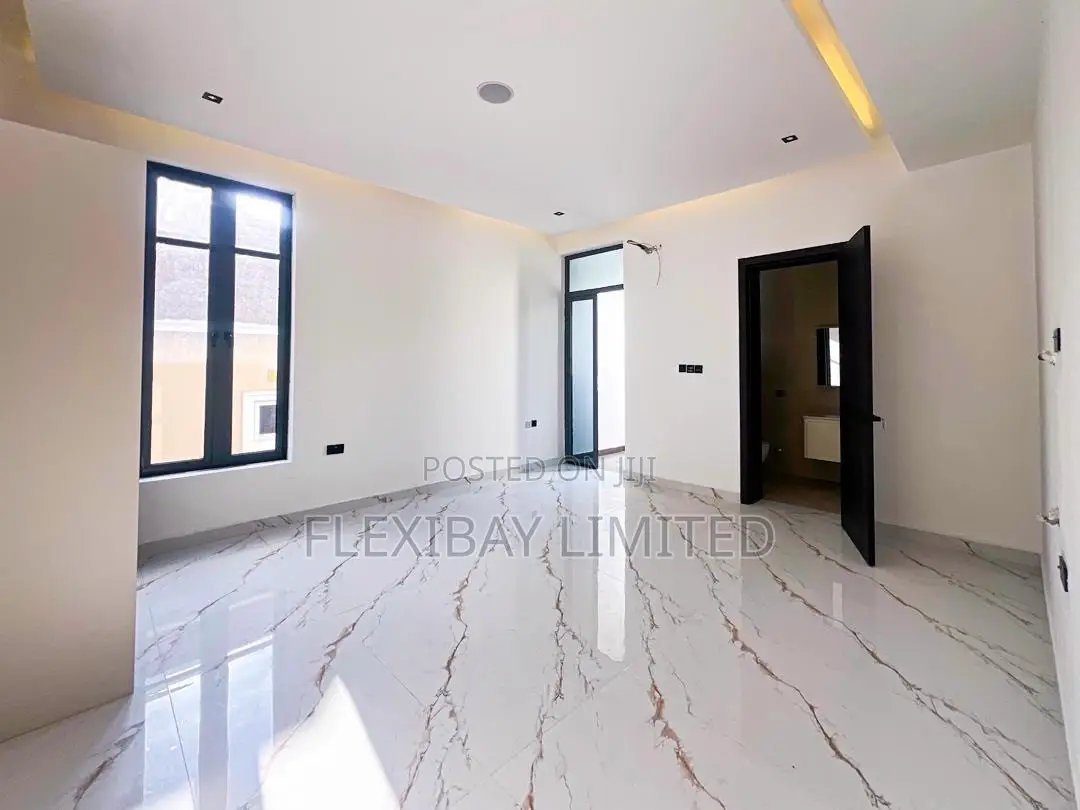3bdrm Apartment in Lekki Phase 1 for sale in Lekki Phase 1