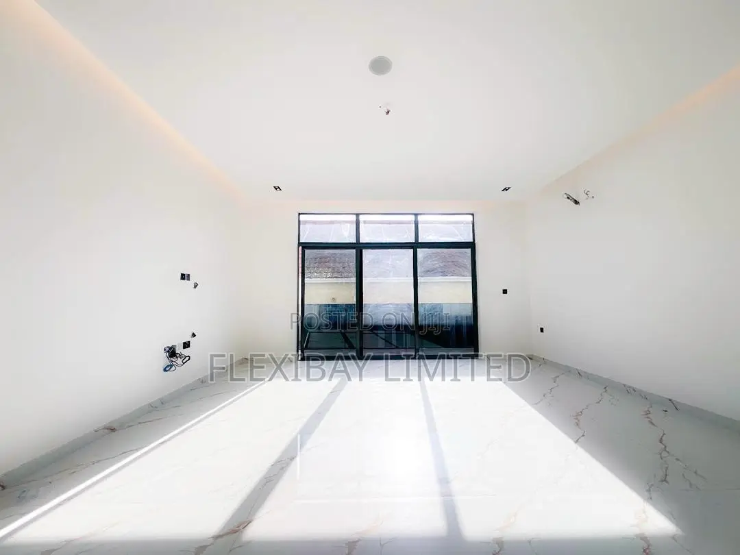 2bdrm Apartment in Lekki Phase 1 for sale in Lekki Phase 1