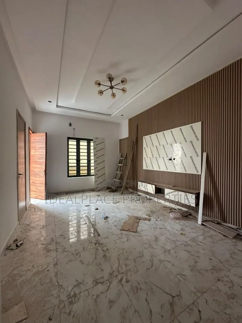 2bdrm Apartment in Ikate for sale in Ikate