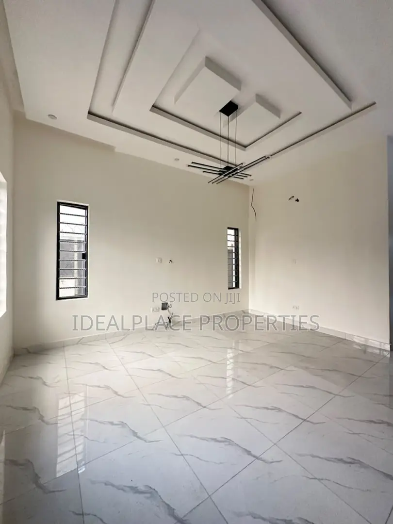 4bdrm Duplex in Lekki Phase 1 for sale in Lekki Phase 1