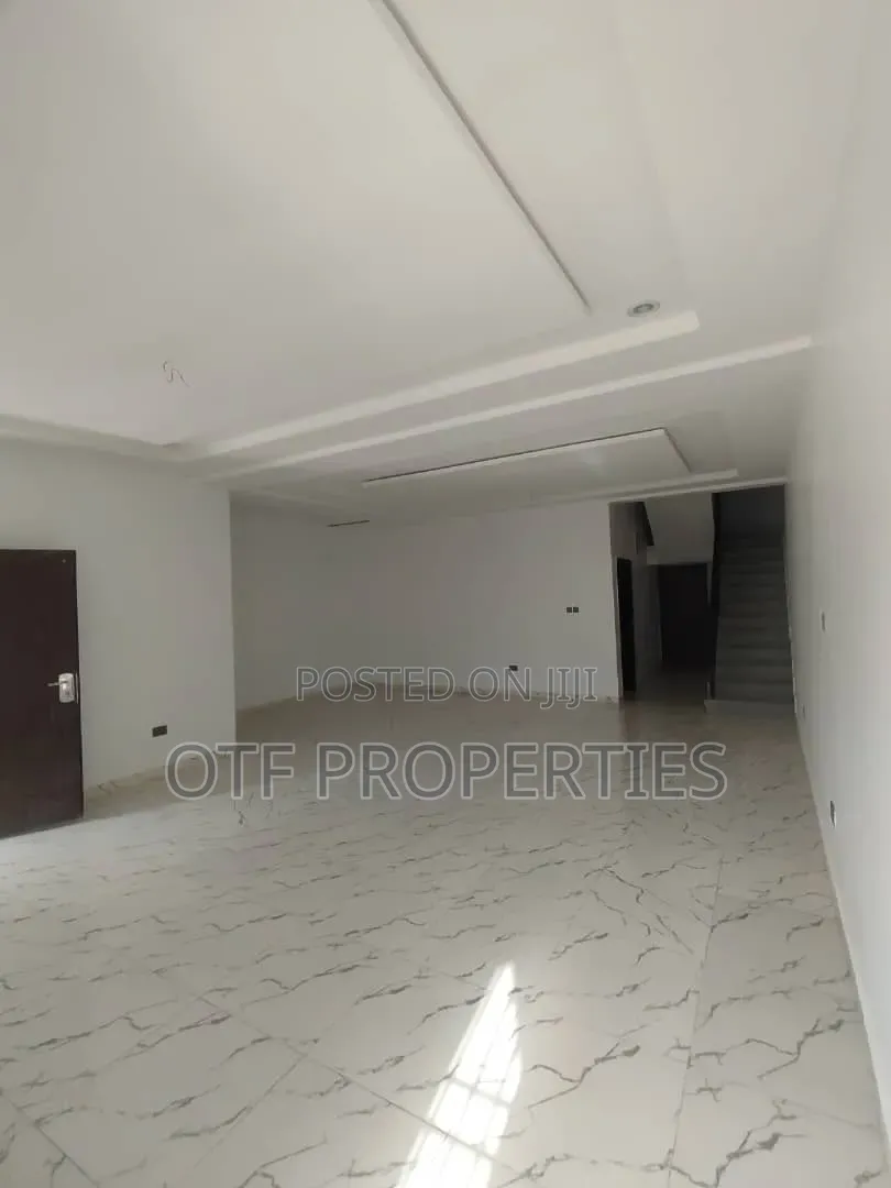 4bdrm Duplex in Area 1 Garki for rent in Area 1