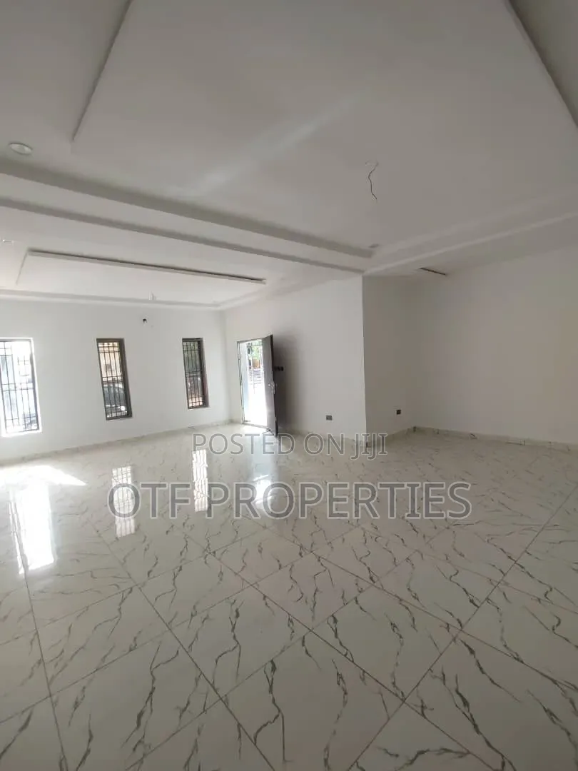 4bdrm Duplex in Area 1 Garki for rent in Area 1