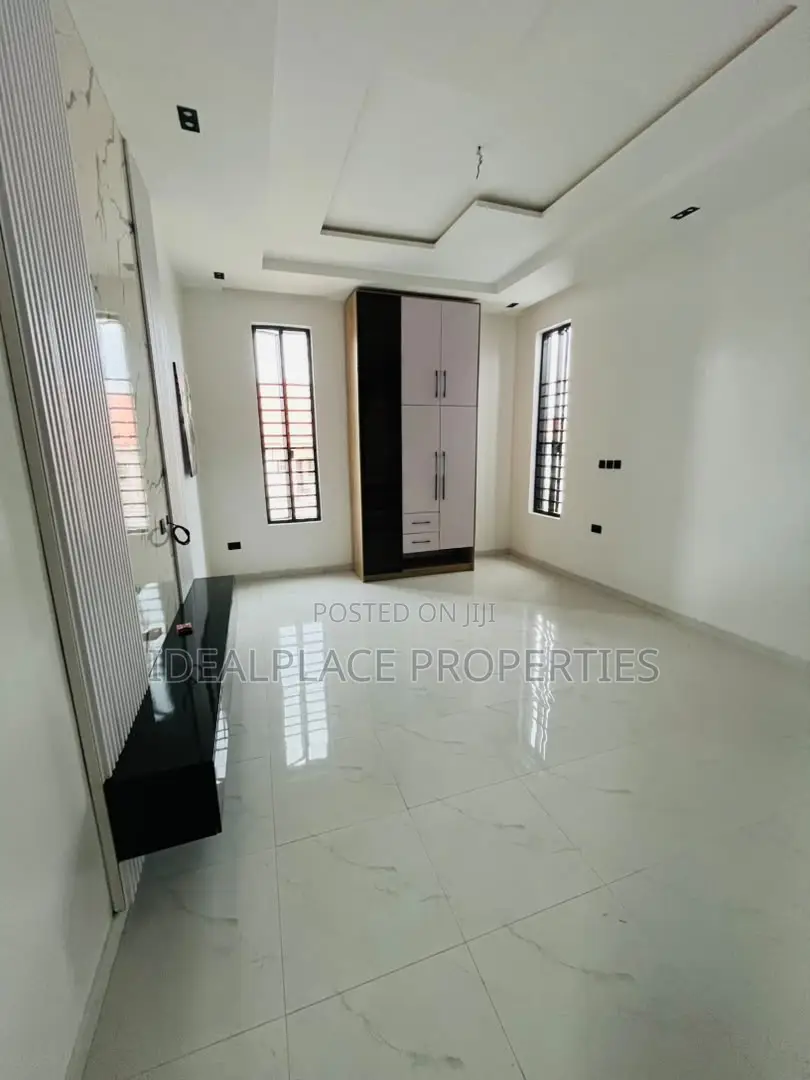 4bdrm Duplex in Obafemi-Owode for sale in Obafemi-Owode