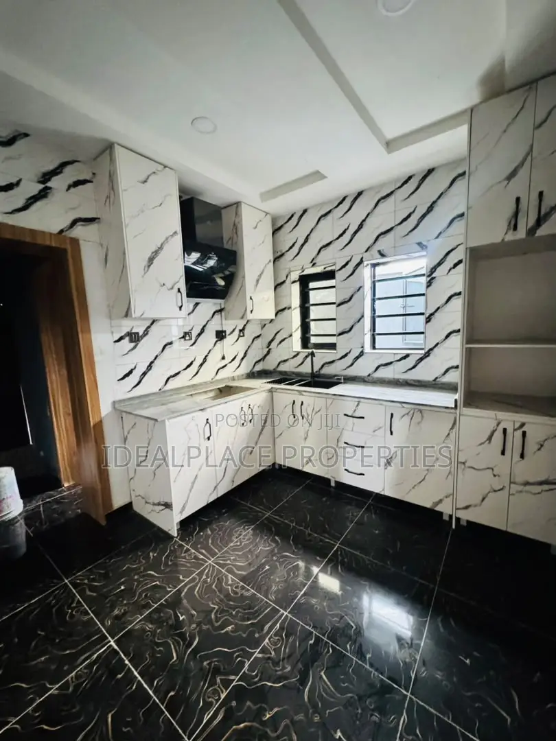 4bdrm Duplex in Ogba for sale in Ogba