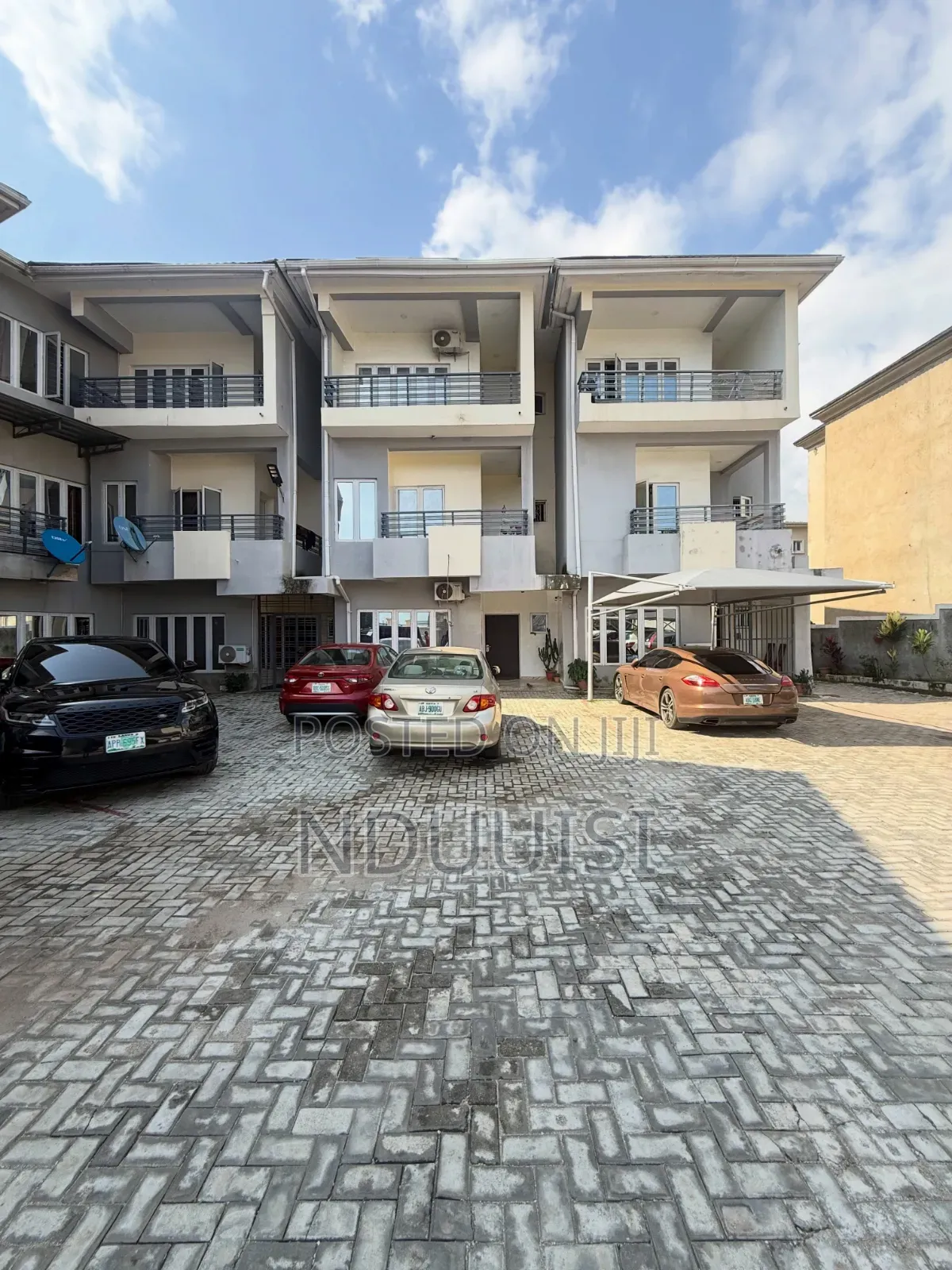 4bdrm Townhouse/Terrace in Guzape District for sale in Guzape District