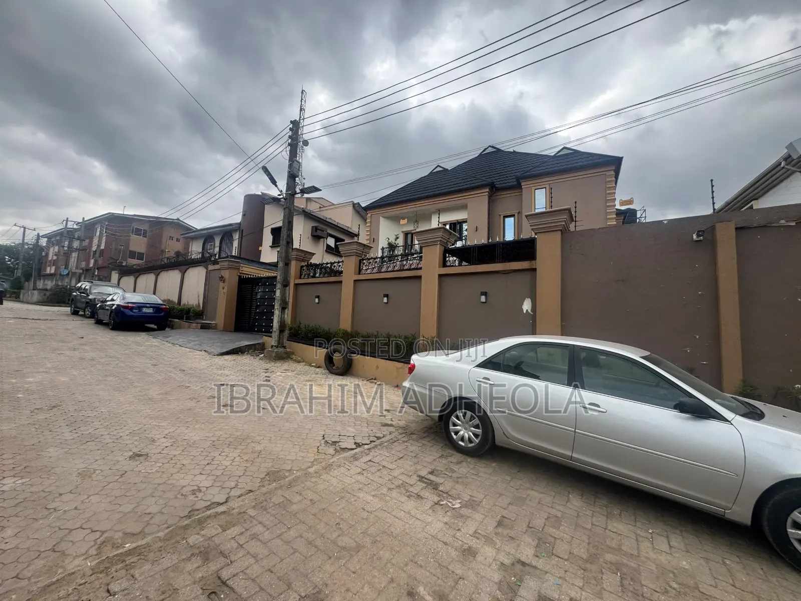 3bdrm Block of Flats in Opebi for sale in Opebi