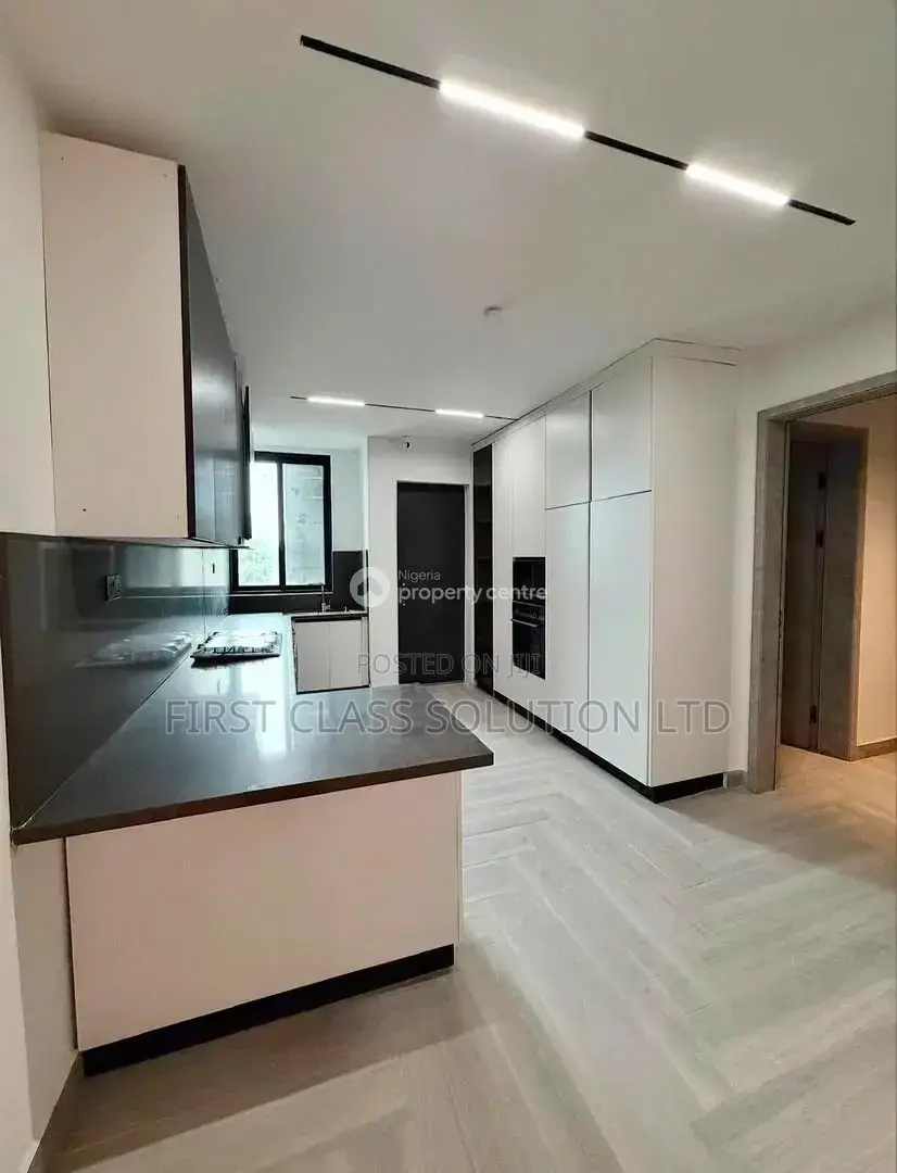 4bdrm Maisonette in Old Ikoyi for sale in Old Ikoyi