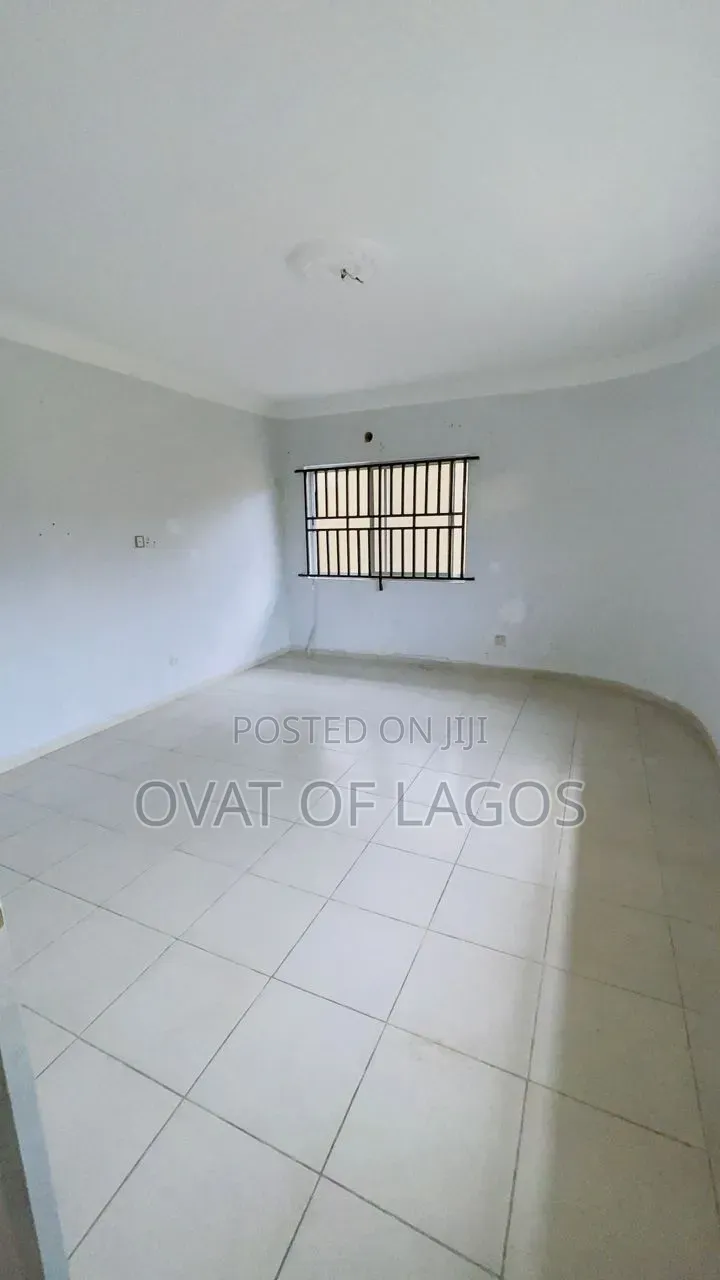 3bdrm Block of Flats in Lekki Phase 1 for rent in Lekki Phase 1