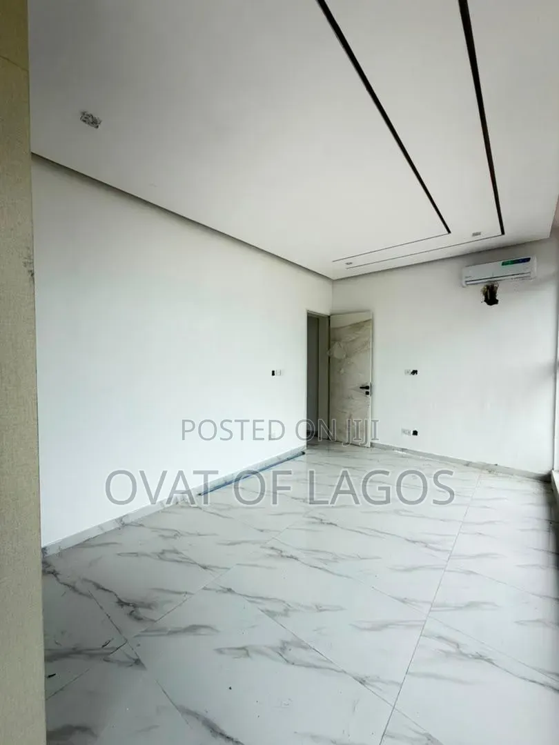 2bdrm Apartment in Lekki Phase 1 for sale in Lekki Phase 1