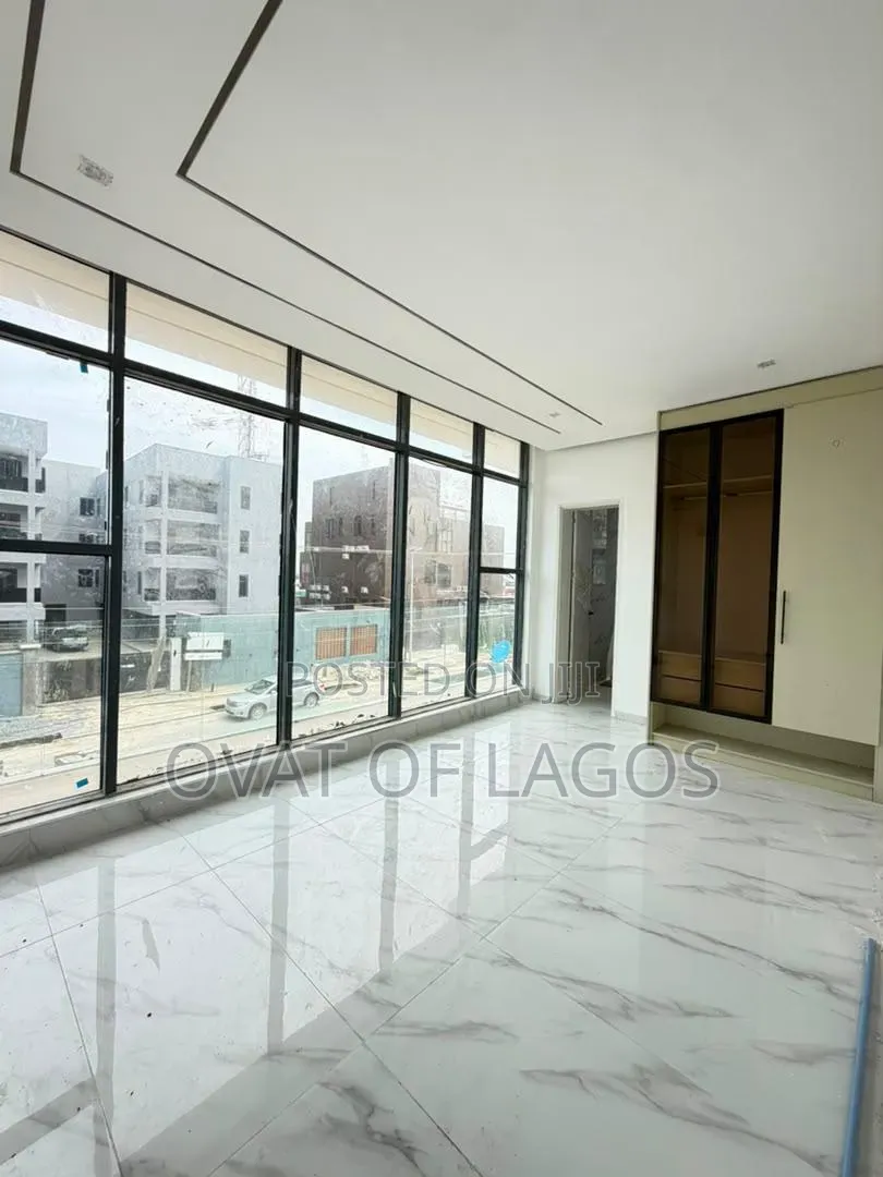 2bdrm Apartment in Lekki Phase 1 for sale in Lekki Phase 1