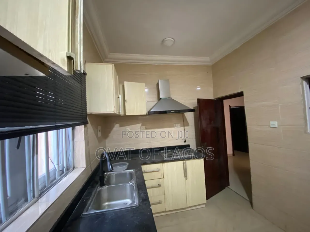 3bdrm Apartment in Chevron for rent in Chevron
