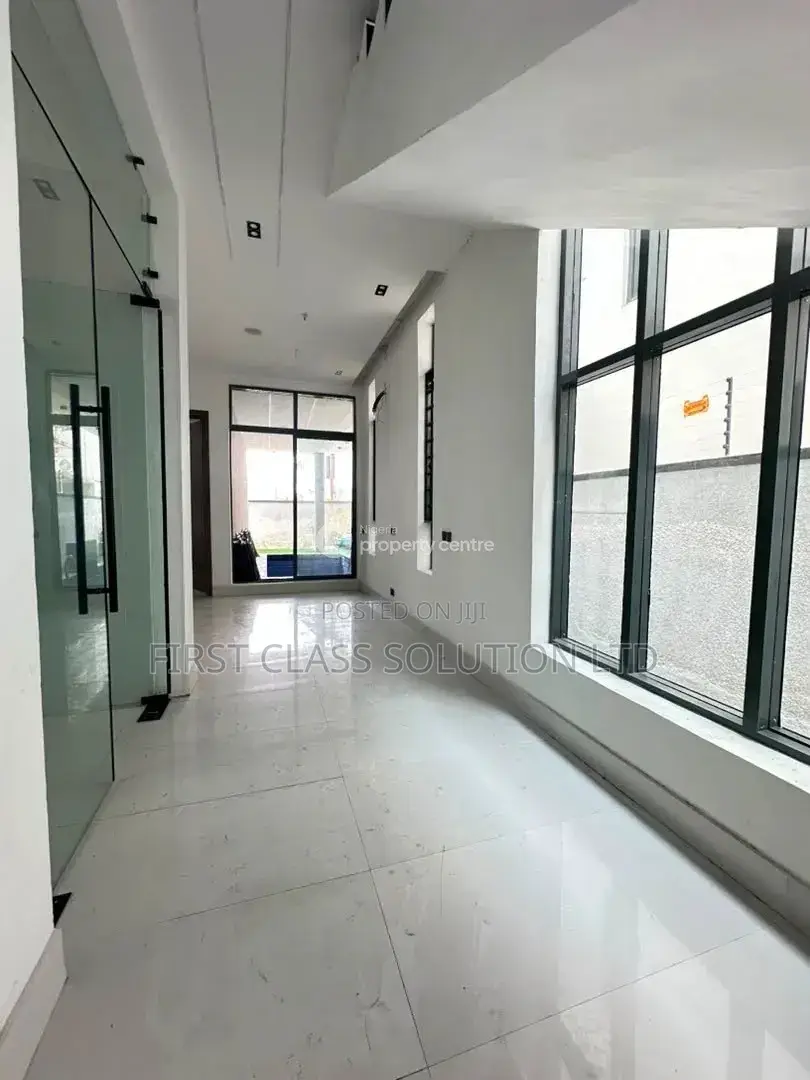 5bdrm Duplex in Abraham Adesanya Estate for sale in Abraham Adesanya Estate