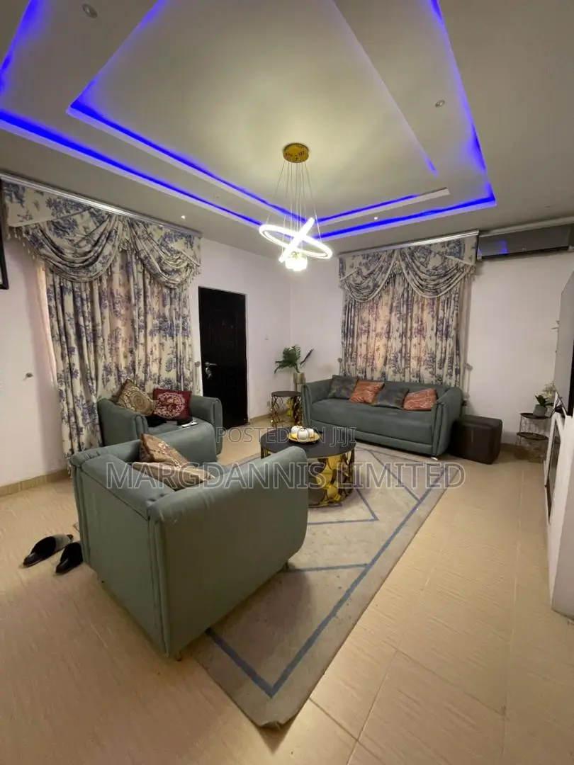 3bdrm Block of Flats in Sangotedo, Lagos Island / Lagos Island for sale in Lagos Island / Lagos Island