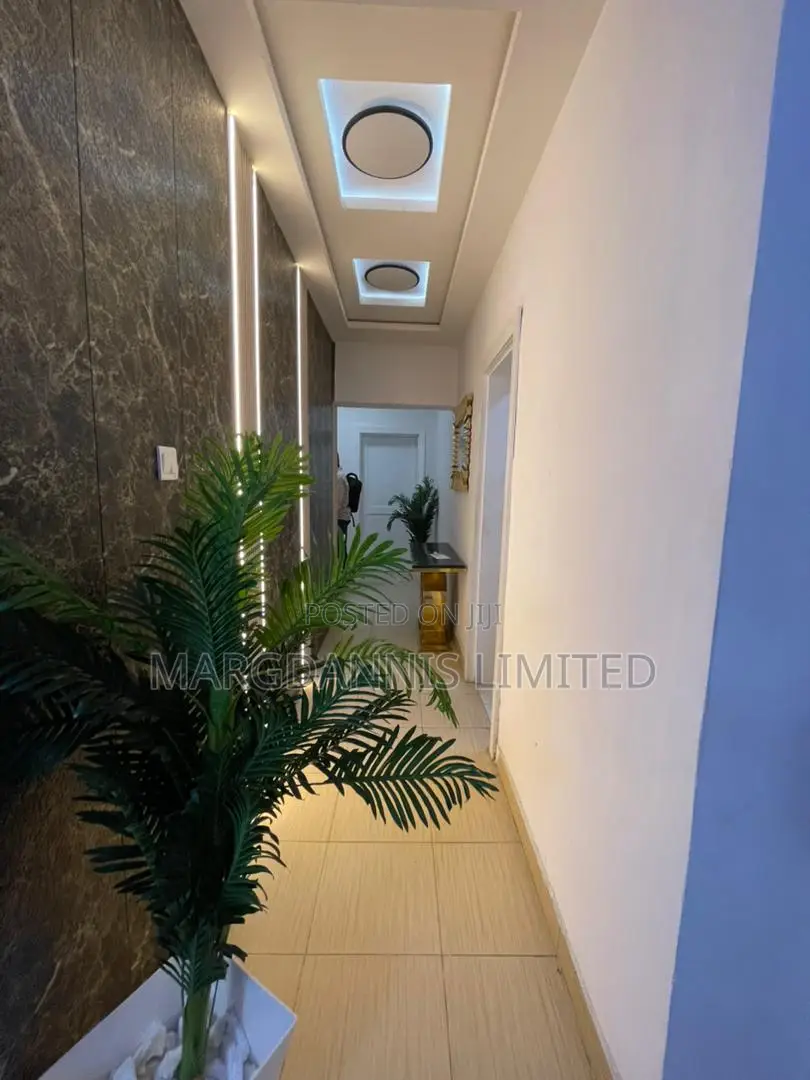 3bdrm Block of Flats in Sangotedo, Lagos Island / Lagos Island for sale in Lagos Island / Lagos Island