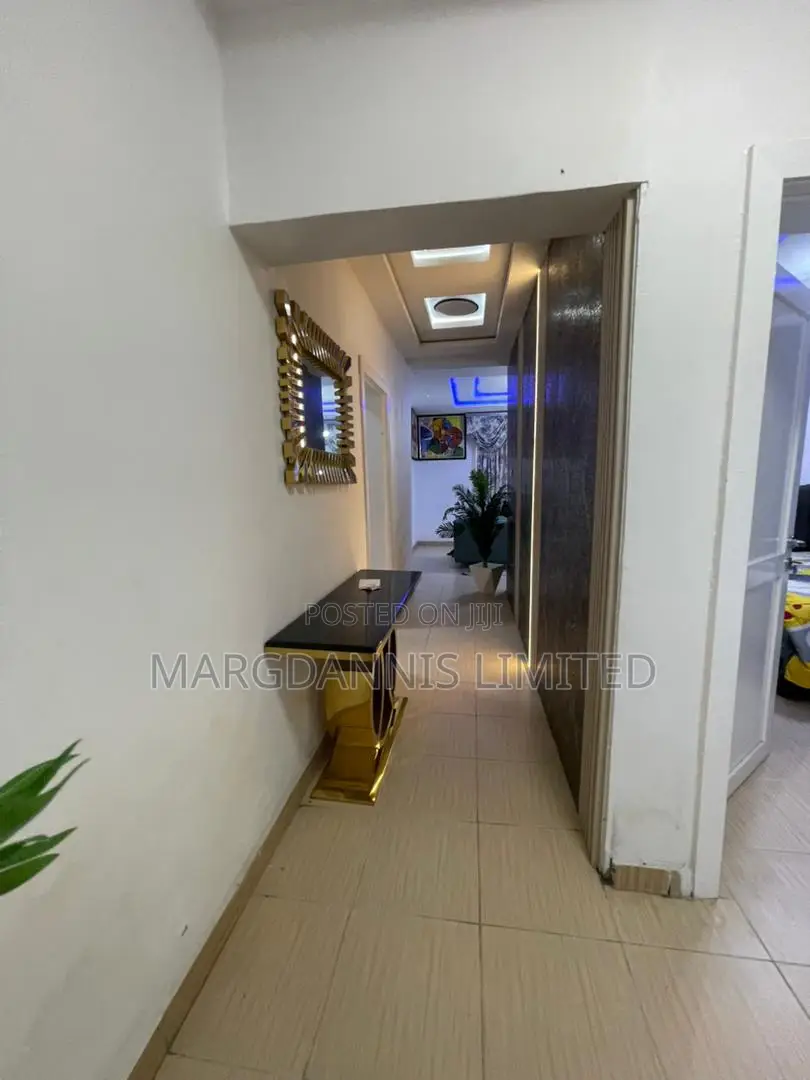 3bdrm Block of Flats in Sangotedo, Lagos Island / Lagos Island for sale in Lagos Island / Lagos Island