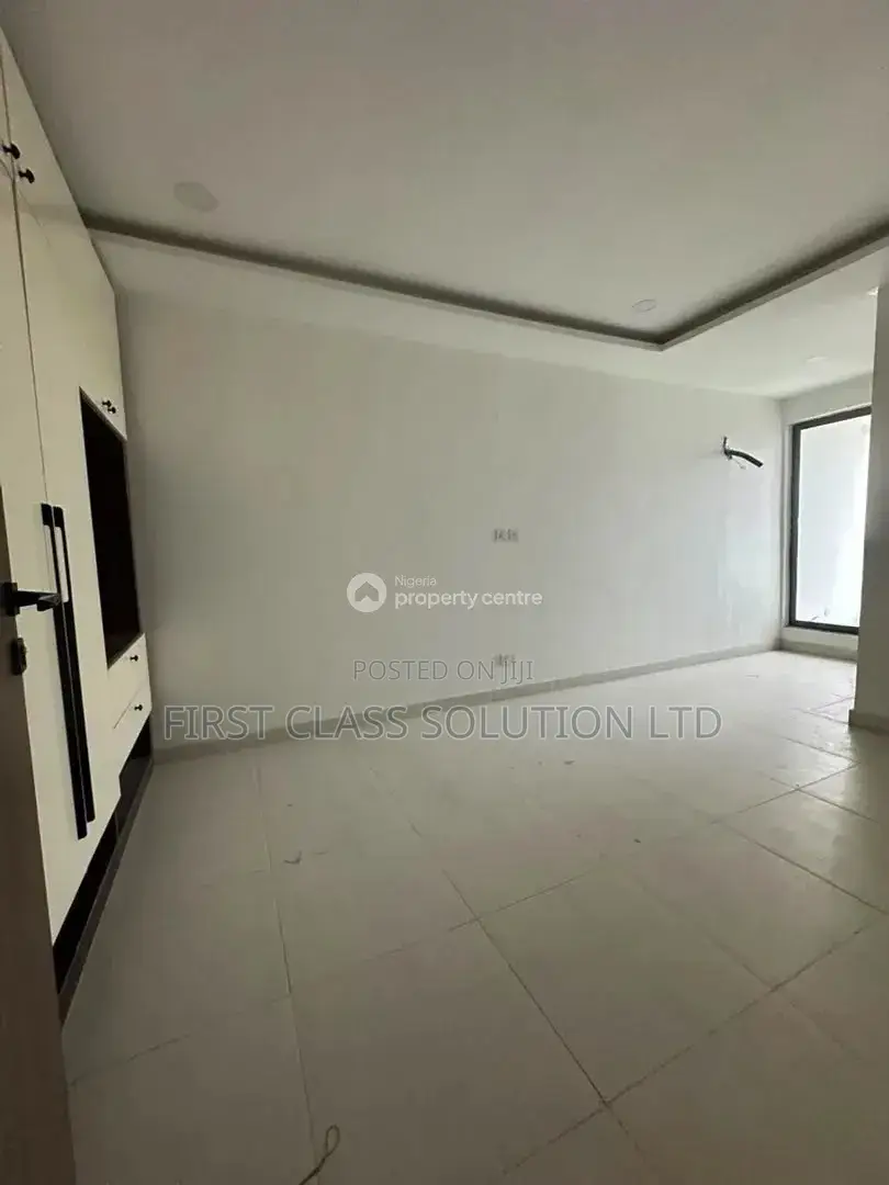 2bdrm Apartment in Ikate for sale in Ikate