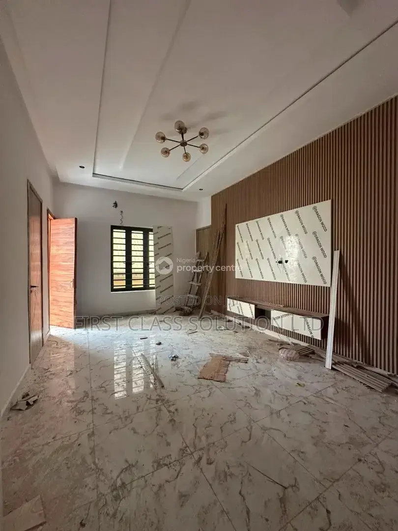 2bdrm Apartment in Ikate for sale in Ikate