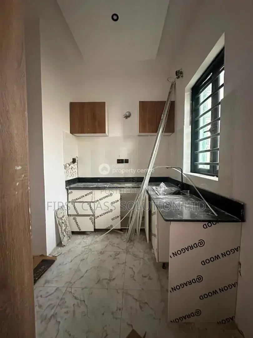 2bdrm Apartment in Ikate for sale in Ikate