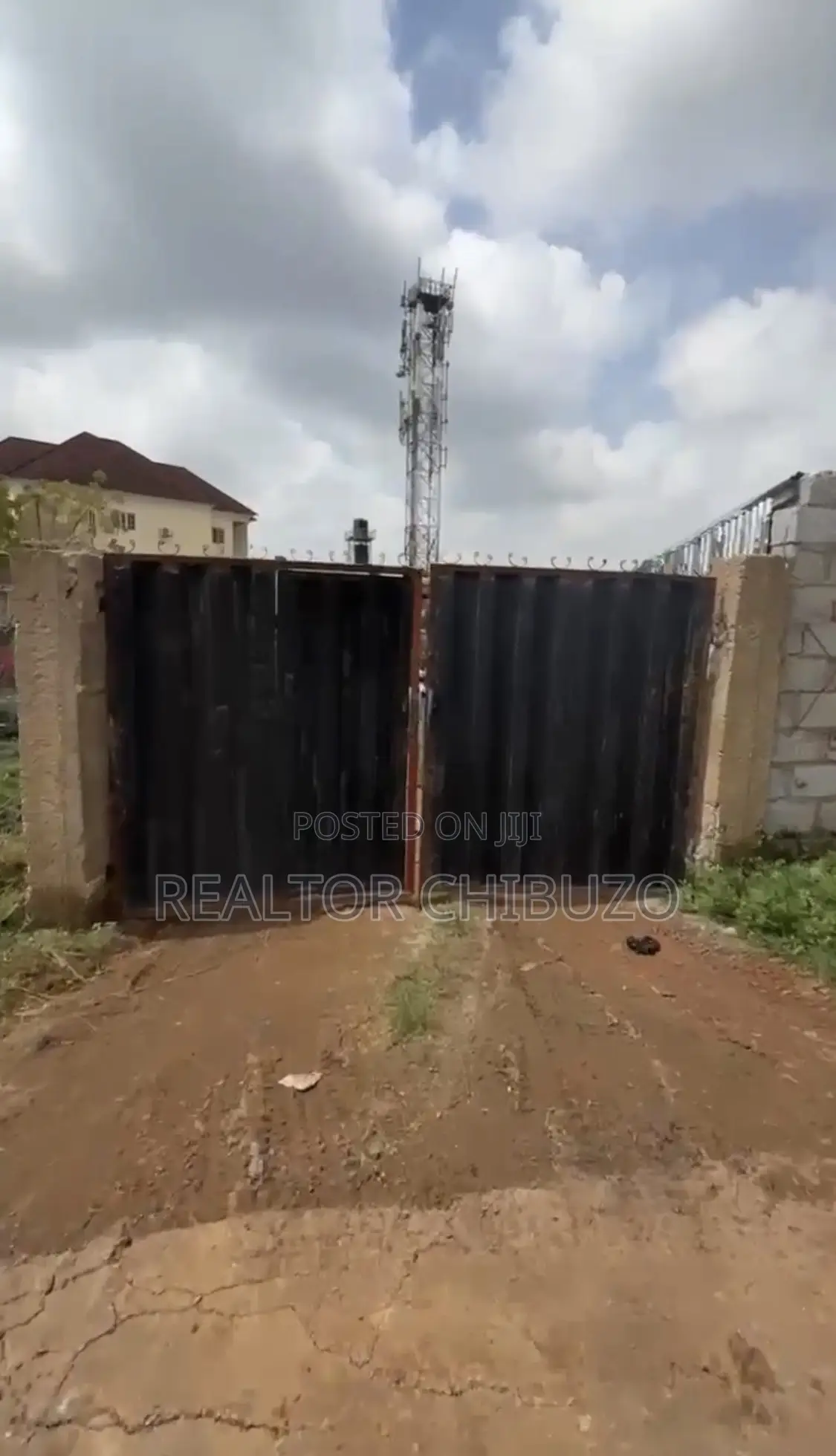 834sqm( Extended to 1500sqm) Land at Maitama for Sale - 2.2M in Maitama