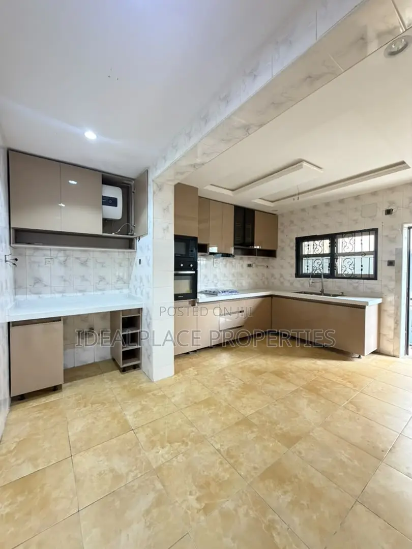 4bdrm Duplex in Victoria Island for sale in Victoria Island