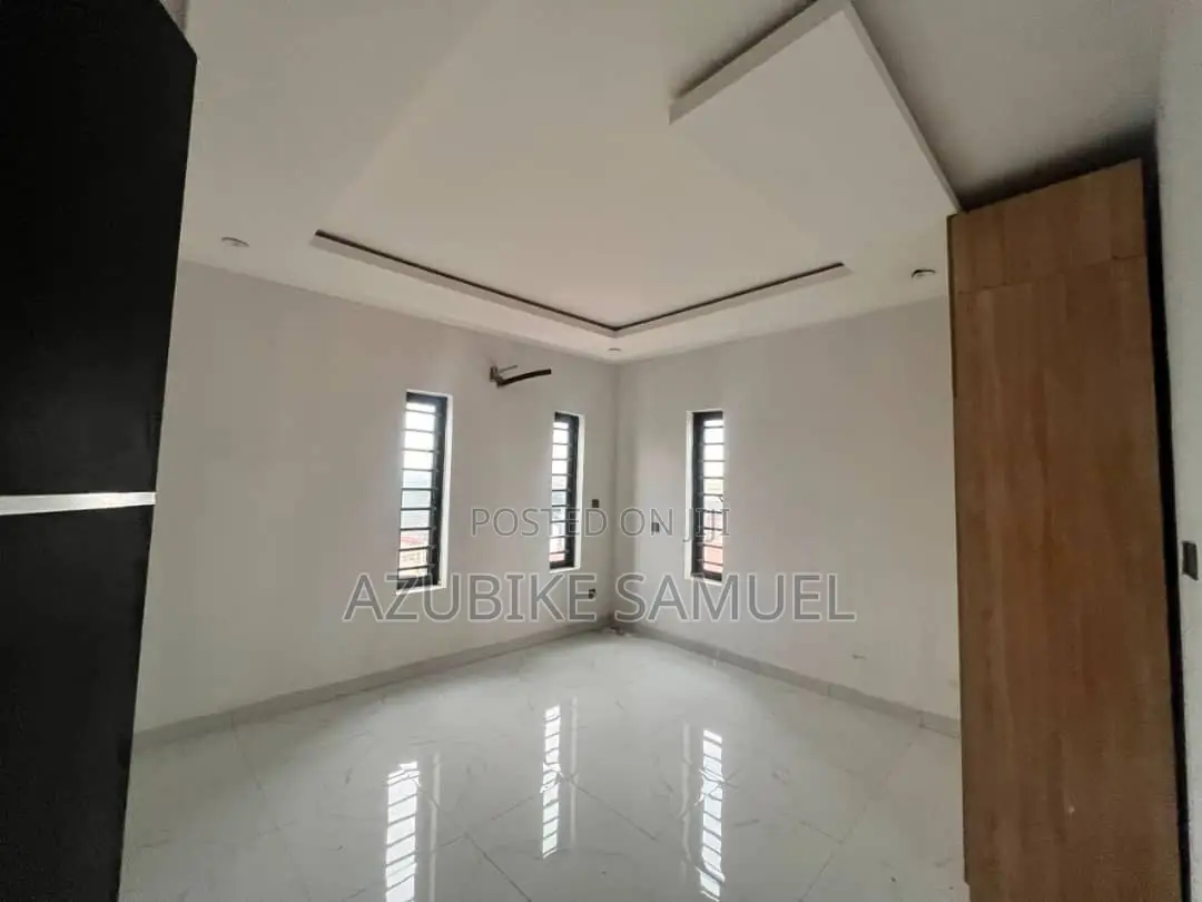 4bdrm Townhouse / Terrace in Omole Phase 2 for rent in Omole Phase 2