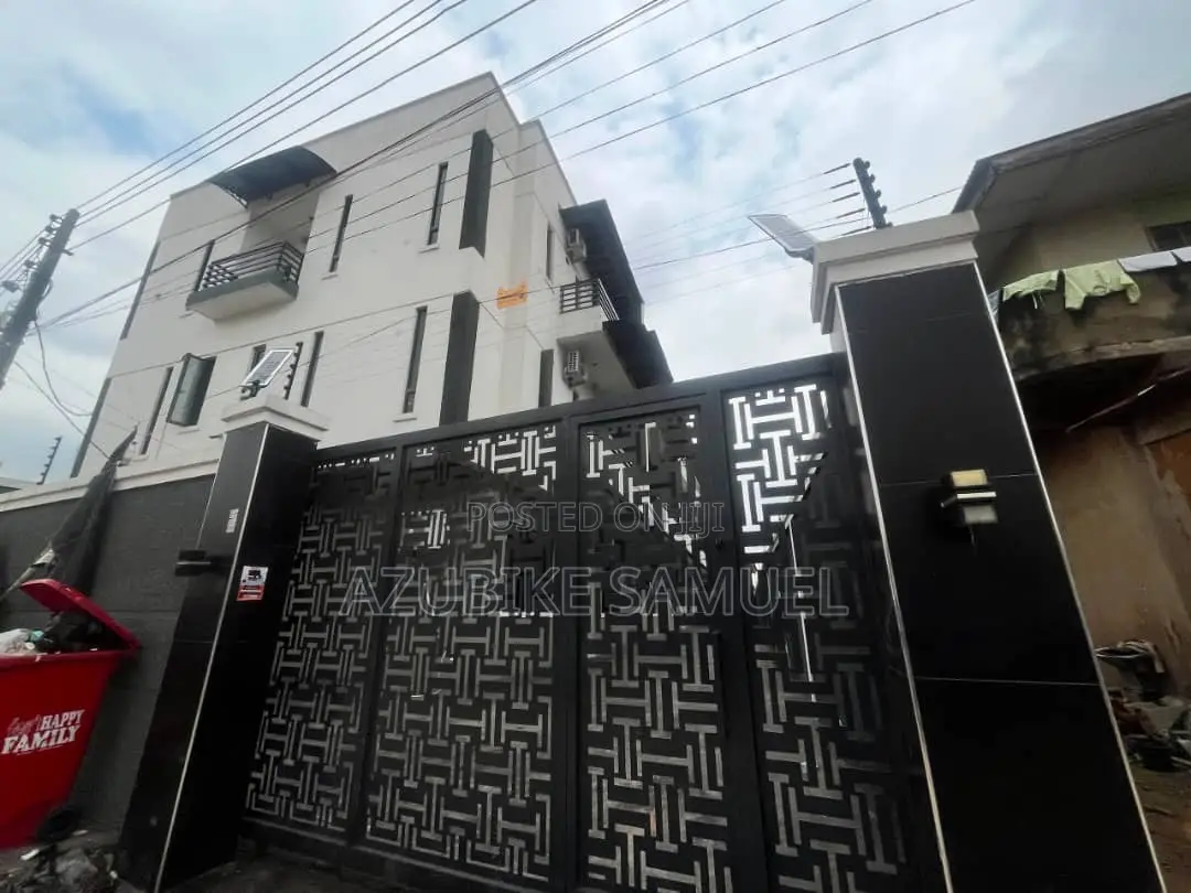4bdrm Townhouse / Terrace in Omole Phase 2 for rent in Omole Phase 2
