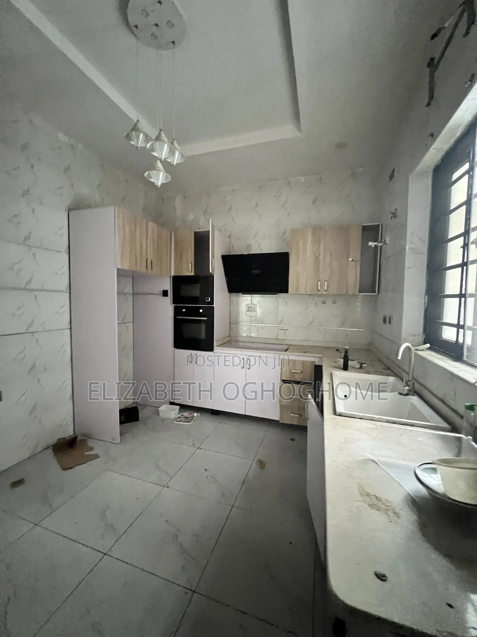 4bdrm Duplex in Ikota for rent in Ikota
