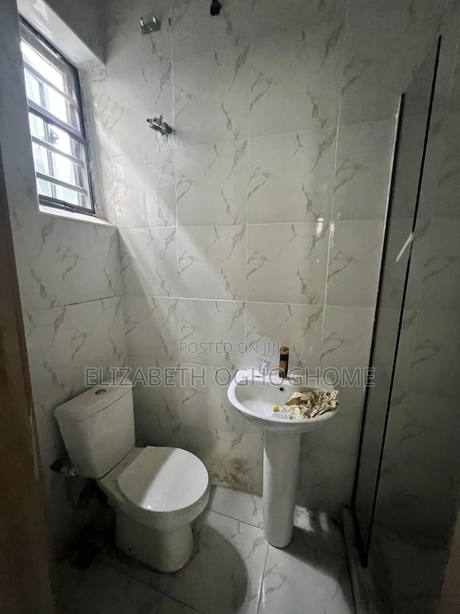 4bdrm Duplex in Ikota for rent in Ikota