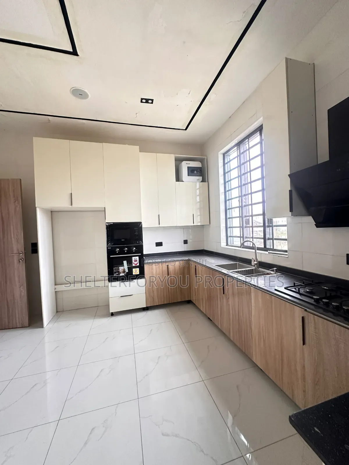 2bdrm Apartment in Ikate for sale in Ikate