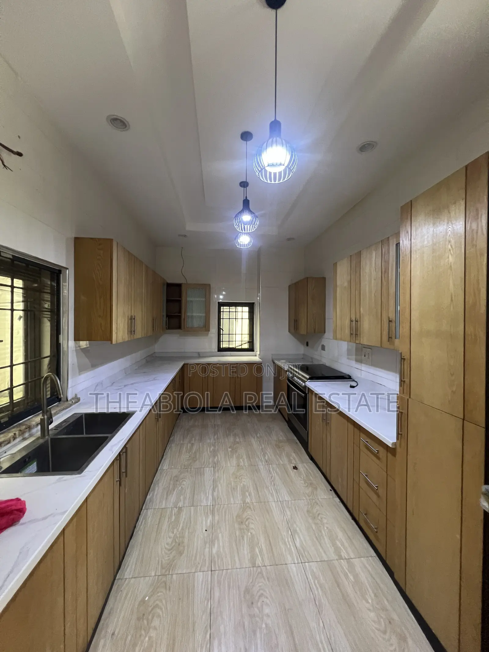 6bdrm Duplex in Guzape, Abuja for rent in Guzape District