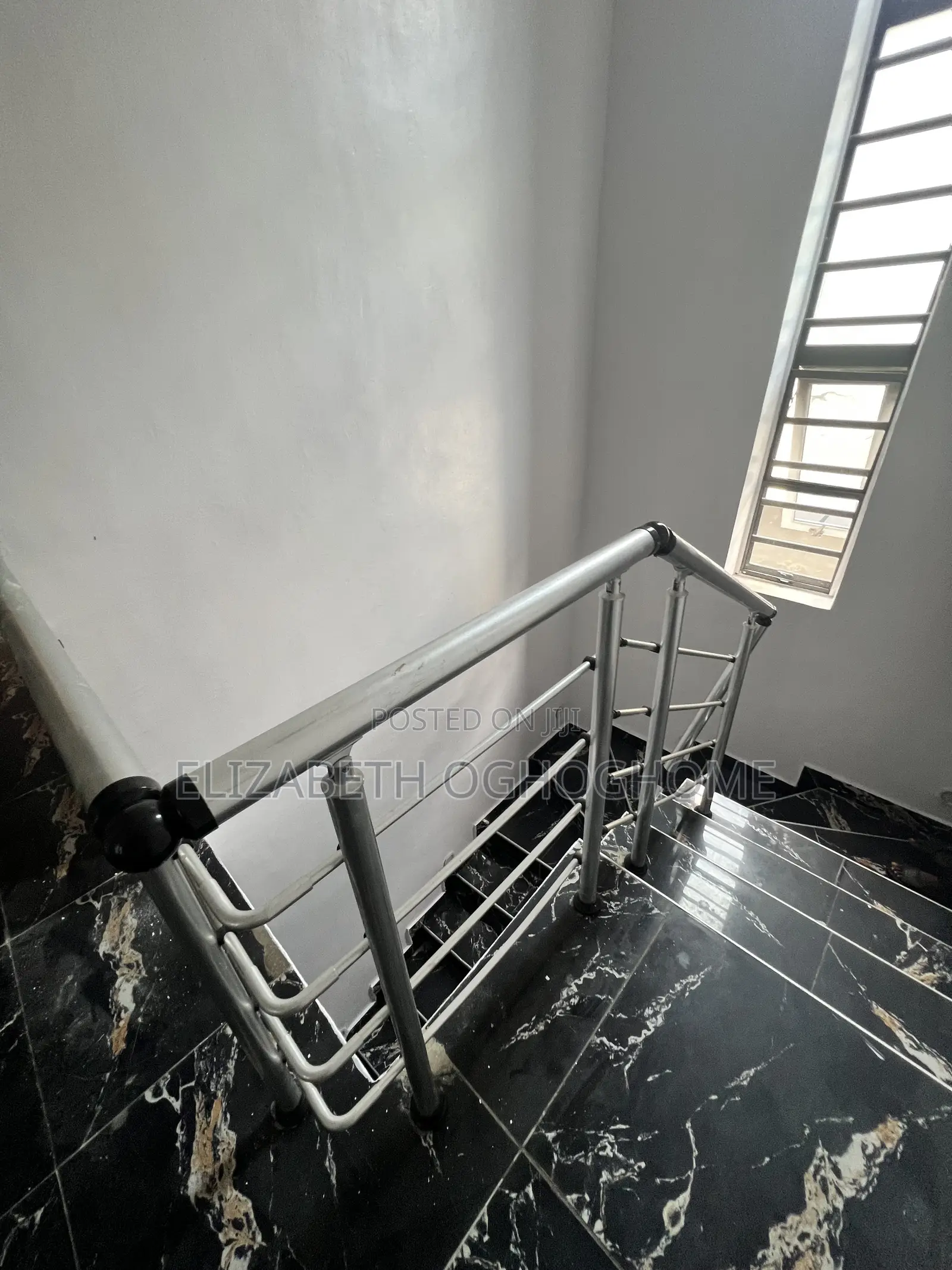 5bdrm Duplex in Ikota for rent in Ikota