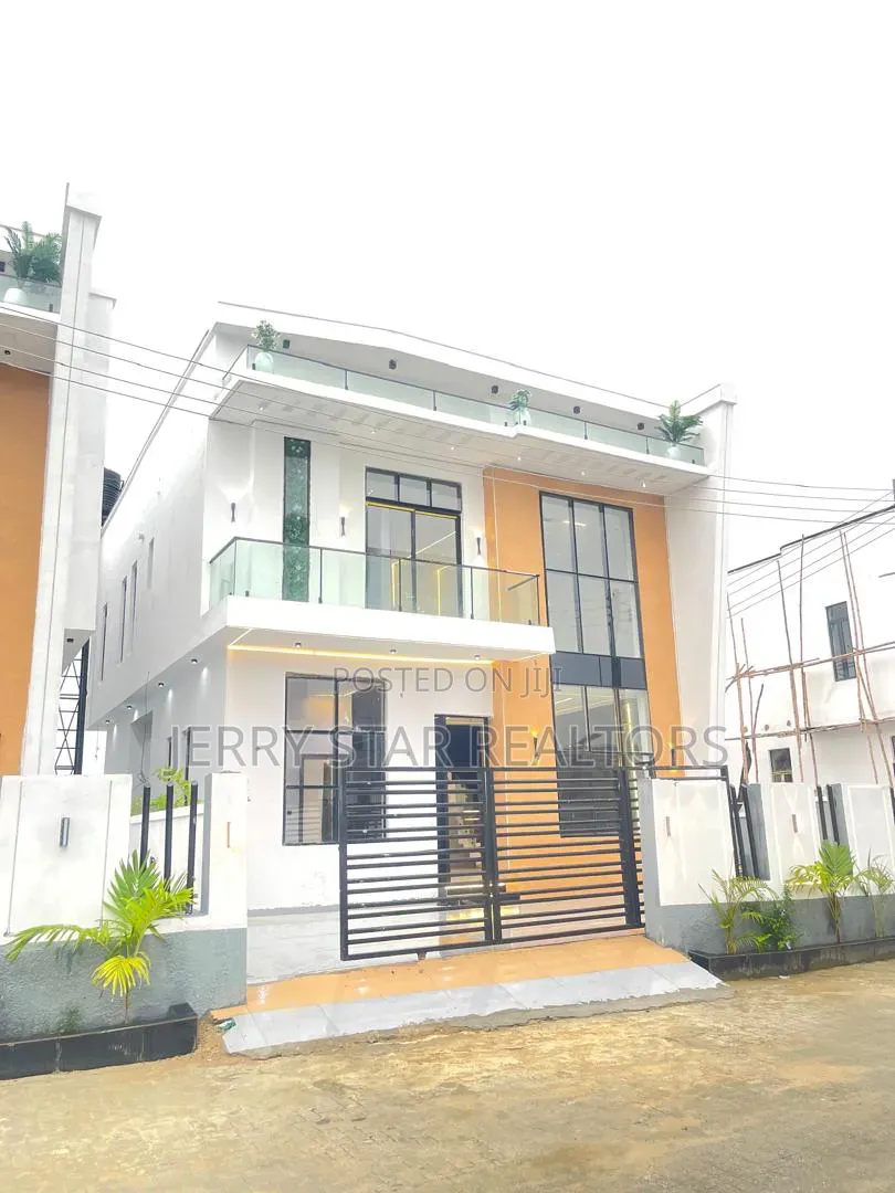 4bdrm Duplex in Prestigious Estate, Off Lekki-Epe Expressway for sale in Off Lekki-Epe Expressway
