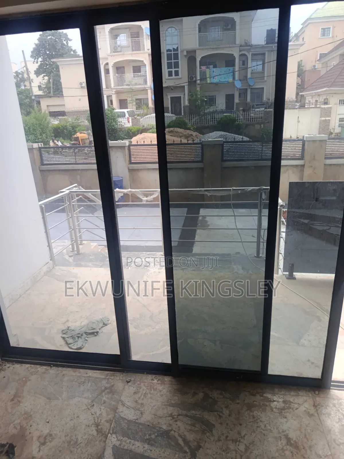 3bdrm Block of Flats in Pearl Apartment, Durumi for sale in Durumi