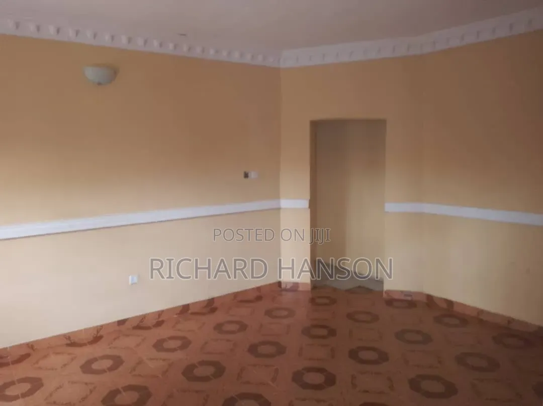 Mini Flat in First Unity, Ajah for rent in Ajah