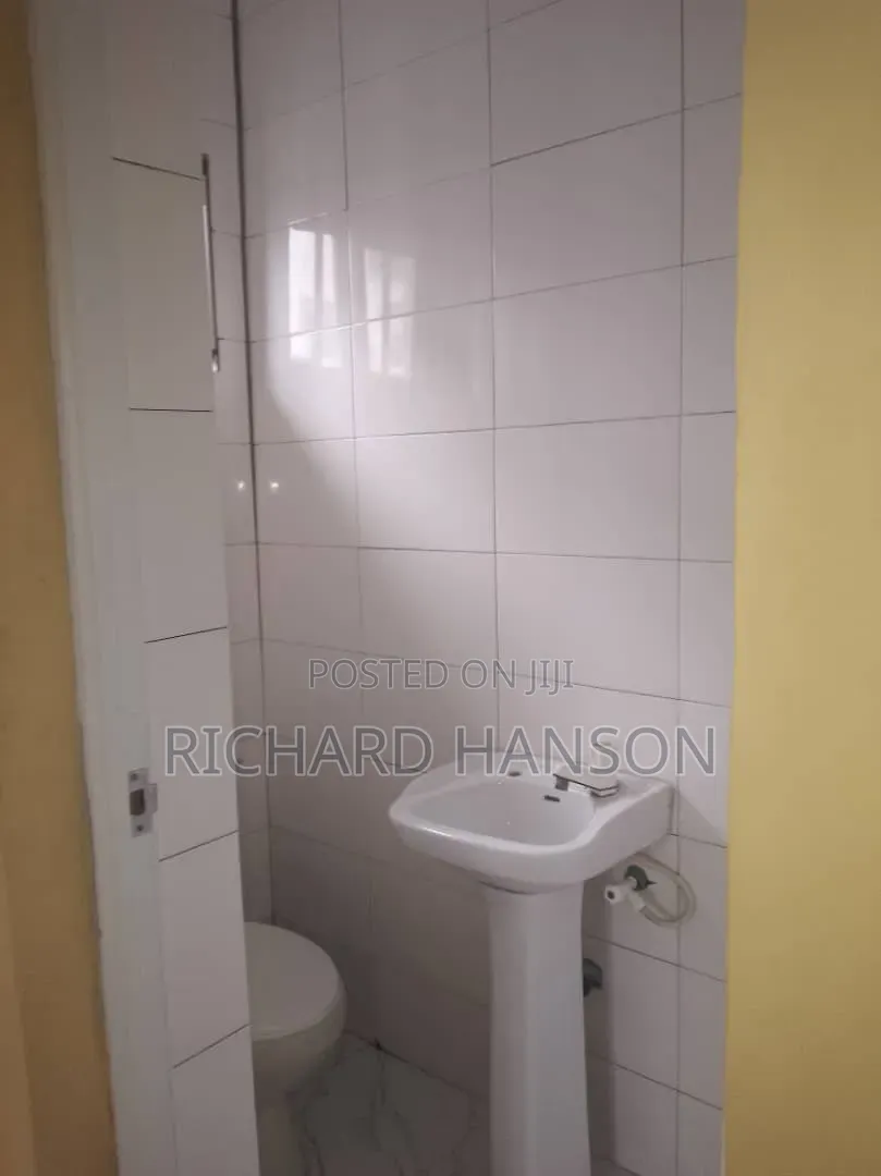Mini Flat in First Unity, Ajah for rent in Ajah